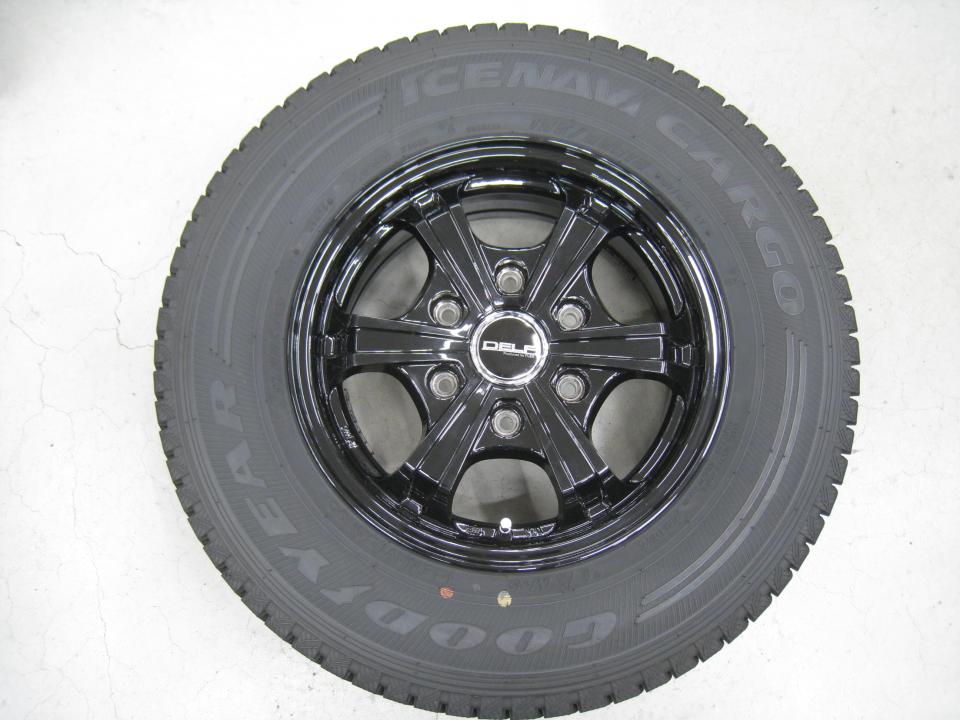 ＦＬＥＸ　／　グッドイヤー　ＤＥＬＦ　１５インチアルミホイール／アイスナビＣＡＲＧＯ　１９５／８０Ｒ１５　１０７／１０５