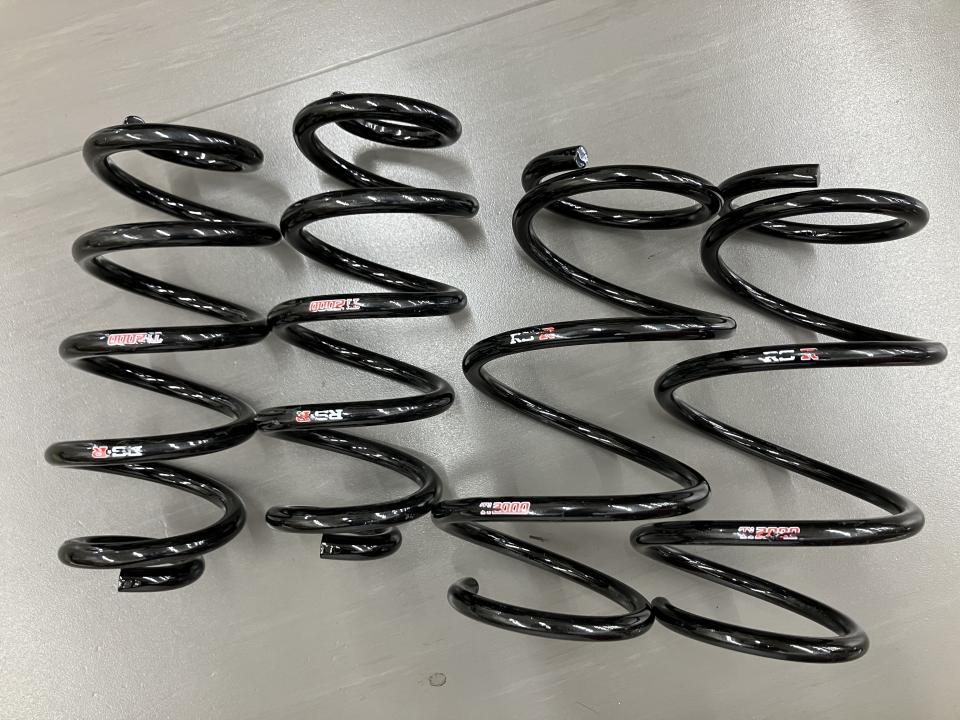 RS-R　Ti2000 ダウンサス